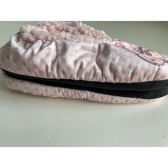 Fuzzy Babba Strawberry Shortcake Non Slip Slipper Socks Women’s Sz S/M 5.5-7.5 - Picture 2 of 14